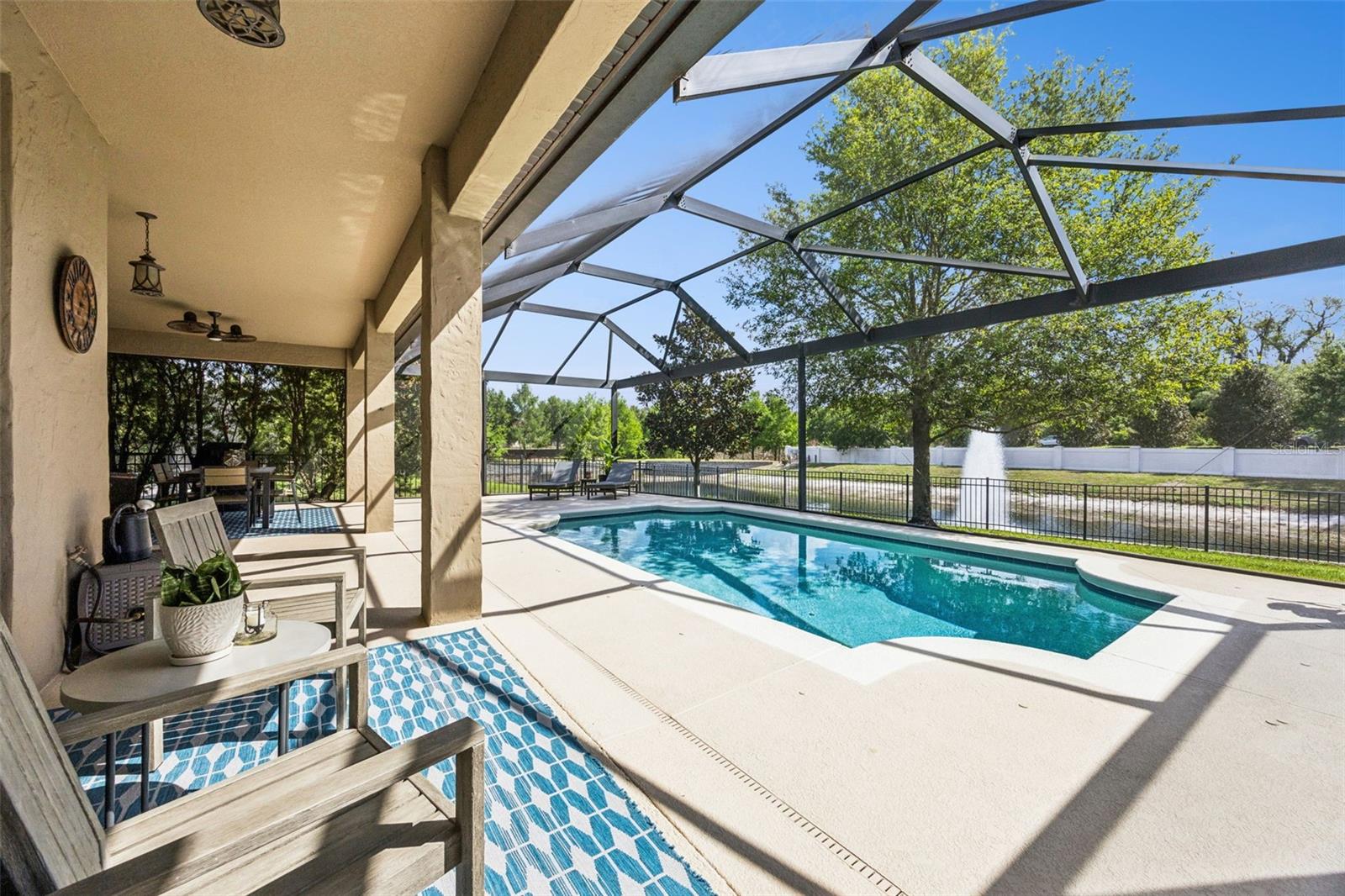 LAKESIDE ESTATES - Residential