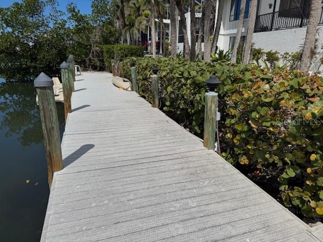 BAY ISLES - Residential