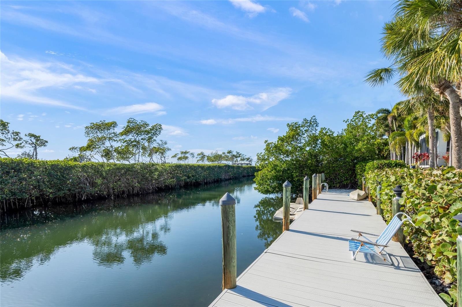 BAY ISLES - Residential