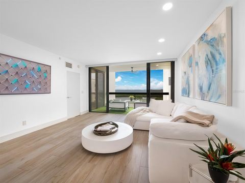 A home in LONGBOAT KEY