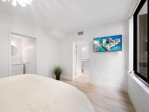 A home in LONGBOAT KEY