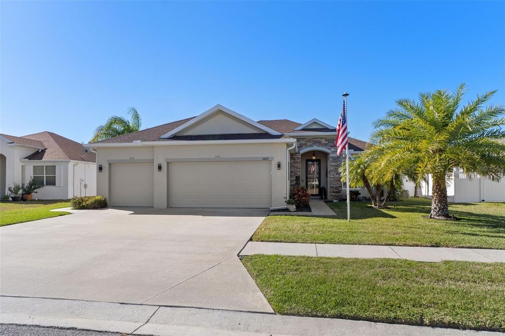 Photo of 14617 Balloch Drive, Hudson, FL 34667 (MLS # W7882038)