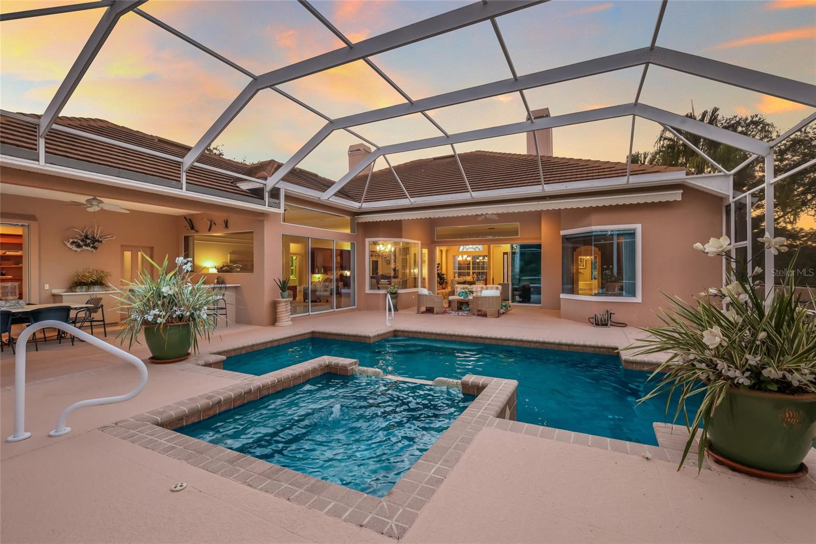 UNIVERSITY PARK - Residential