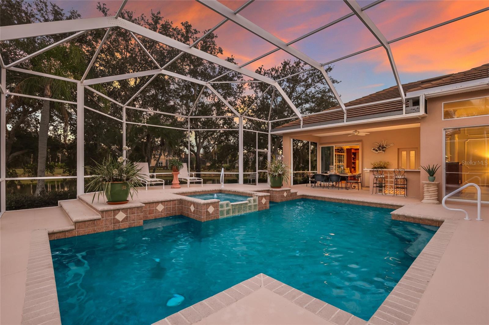 UNIVERSITY PARK - Residential