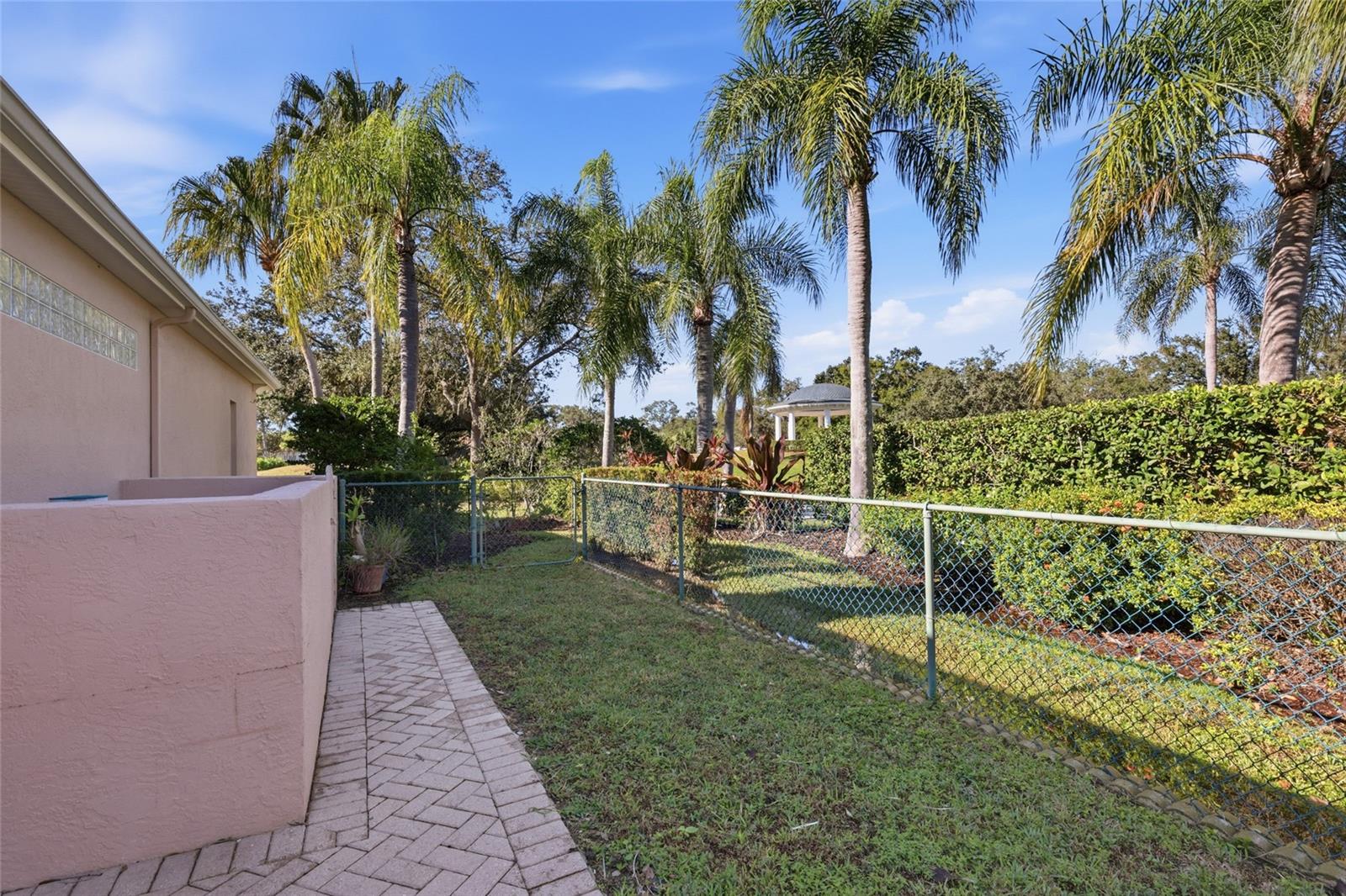 UNIVERSITY PARK - Residential