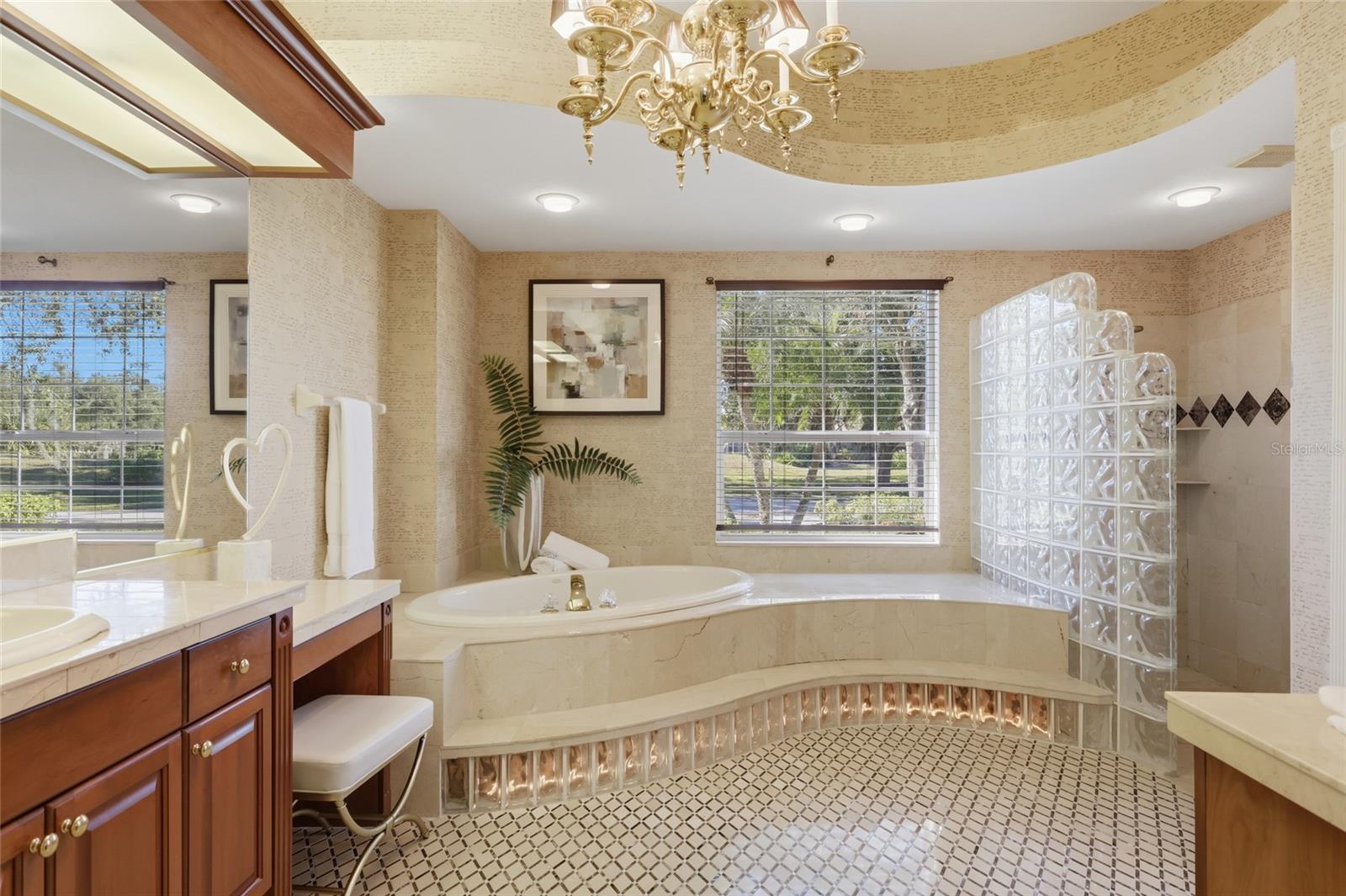 UNIVERSITY PARK - Residential