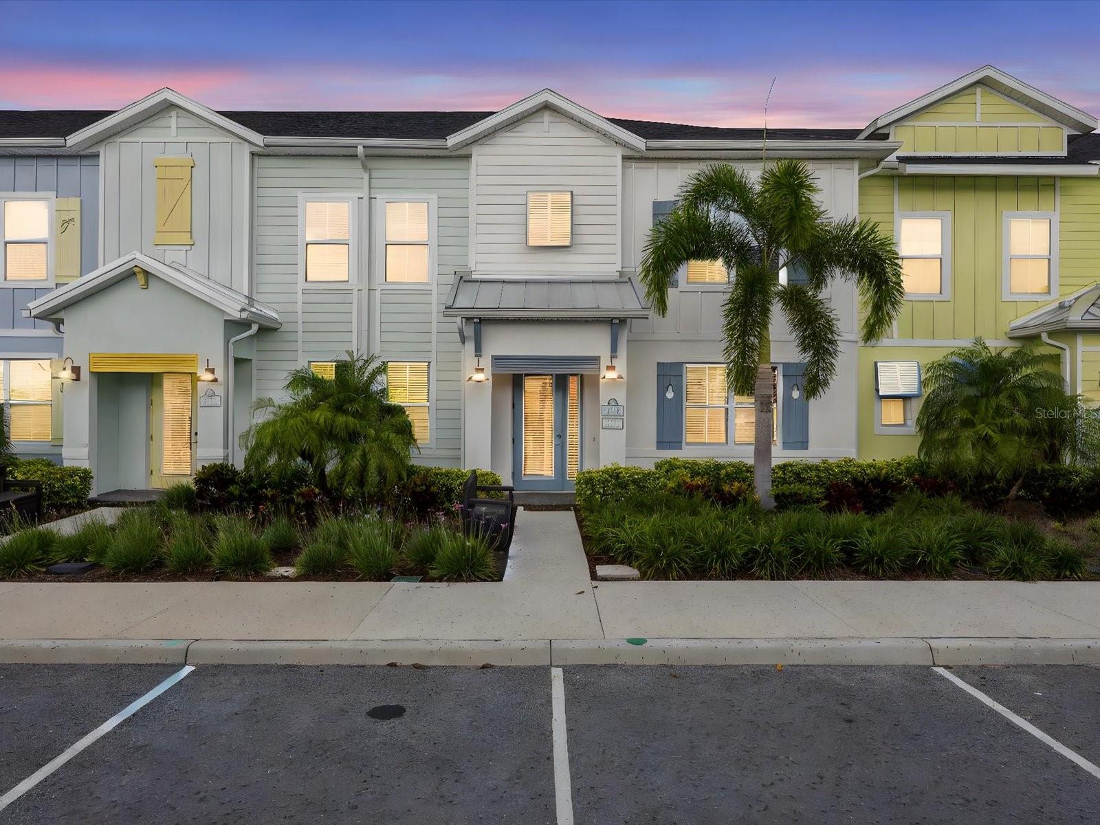 2920 ON THE ROCKS POINT