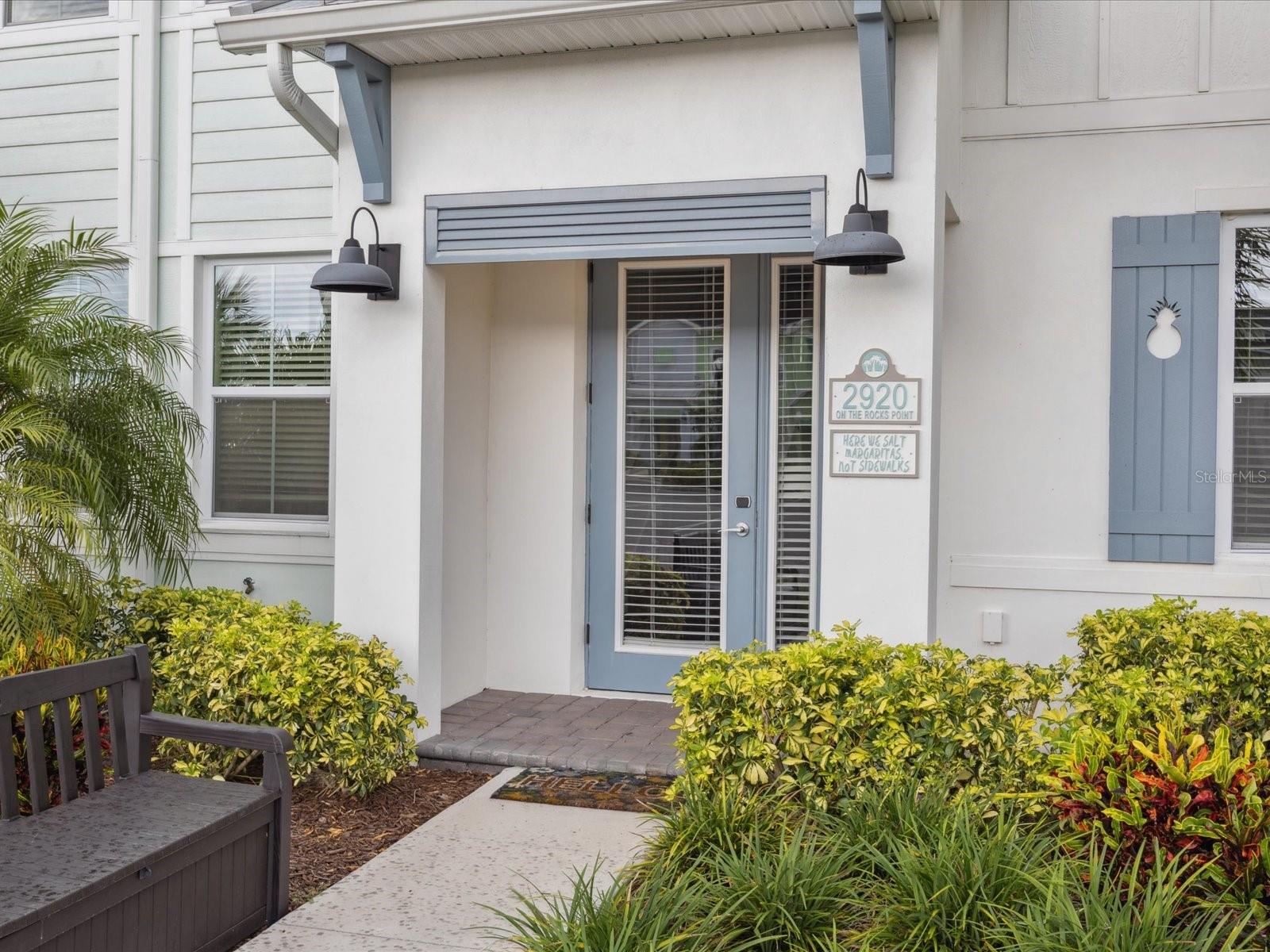 2920 ON THE ROCKS POINT