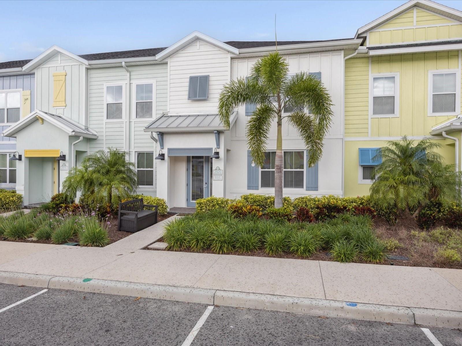 2920 ON THE ROCKS POINT