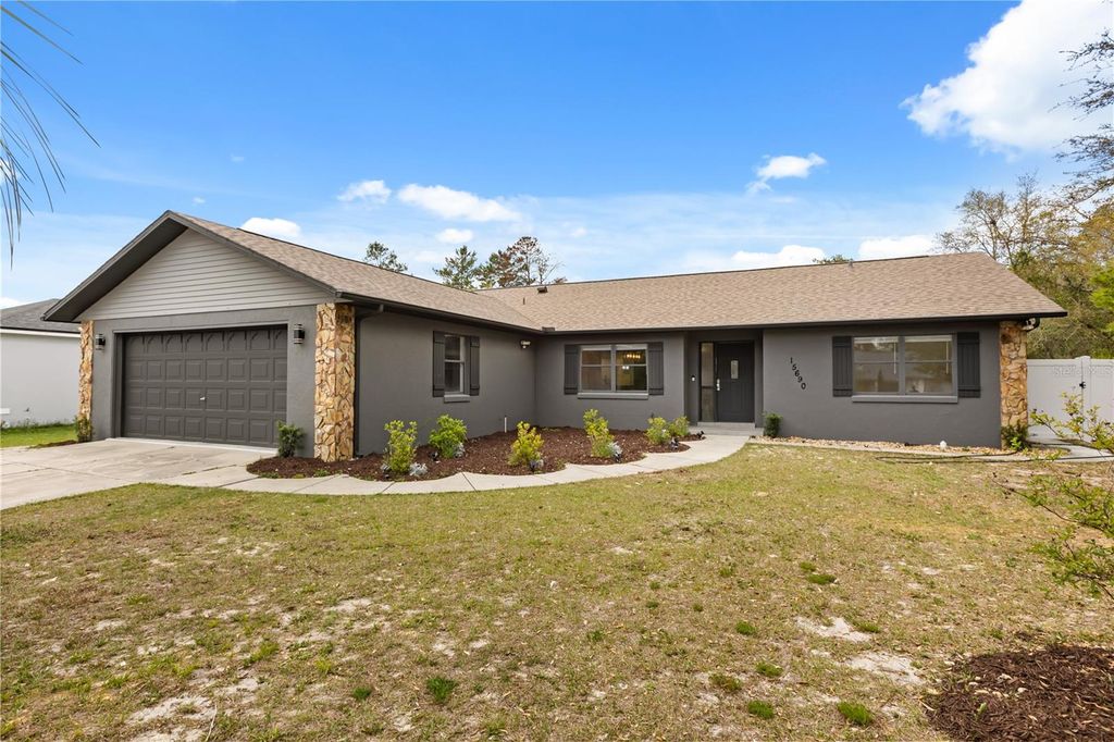 Photo of 15690 SW 46th Circle, Ocala, FL 34473 (MLS # OM718276)