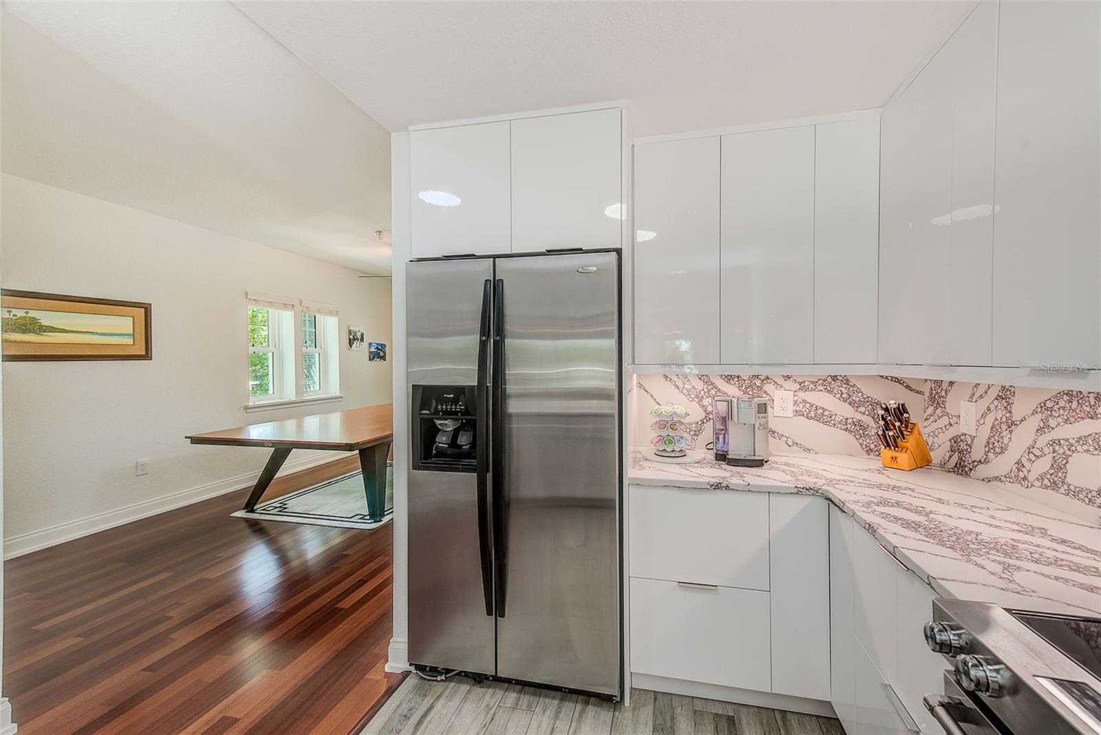 BAYSIDE OAKS - Residential