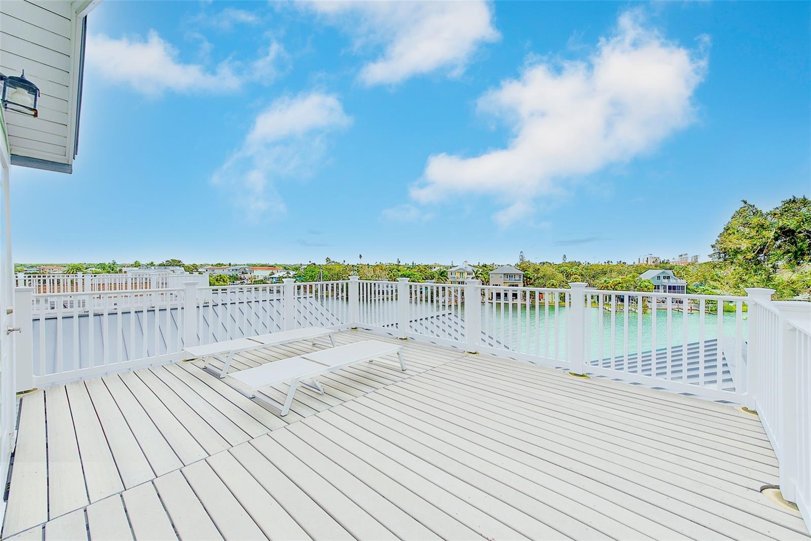 BAYSIDE OAKS - Residential