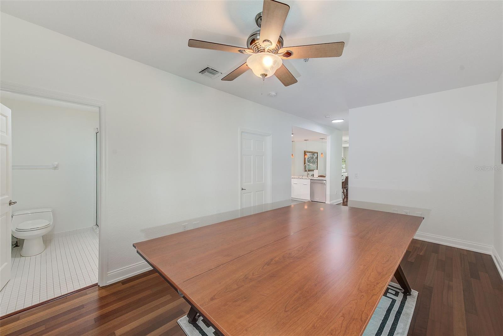 BAYSIDE OAKS - Residential