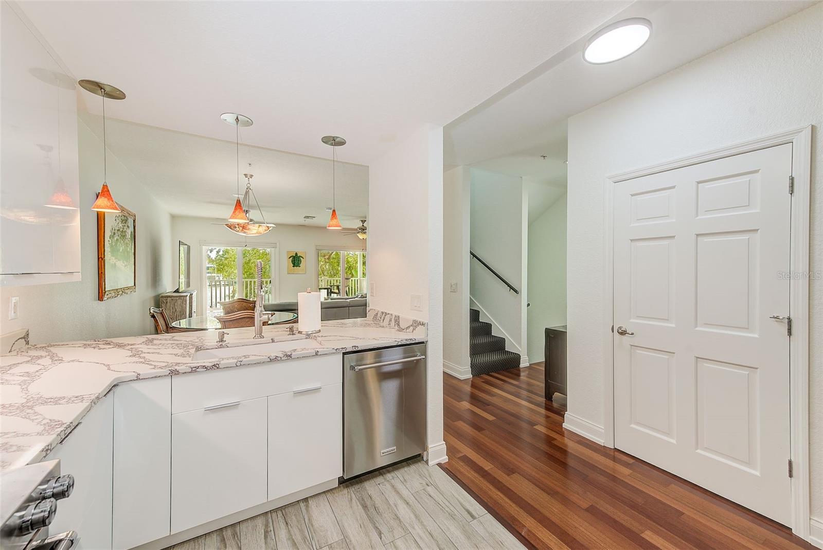 BAYSIDE OAKS - Residential