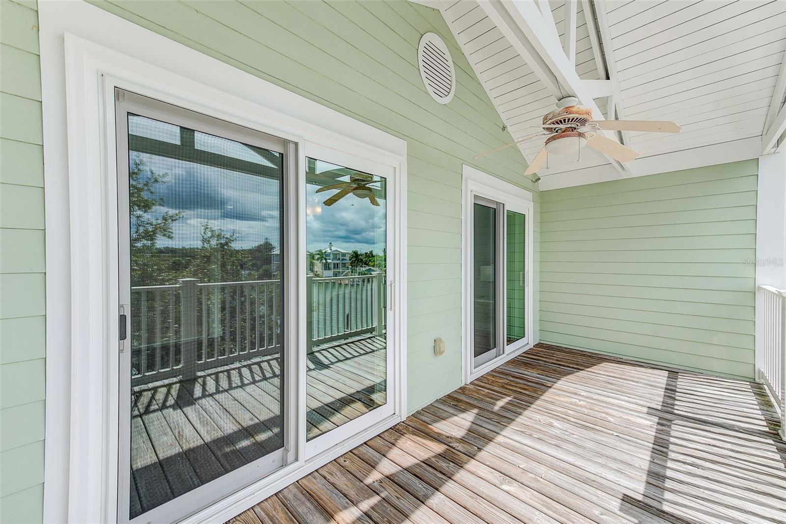 BAYSIDE OAKS - Residential