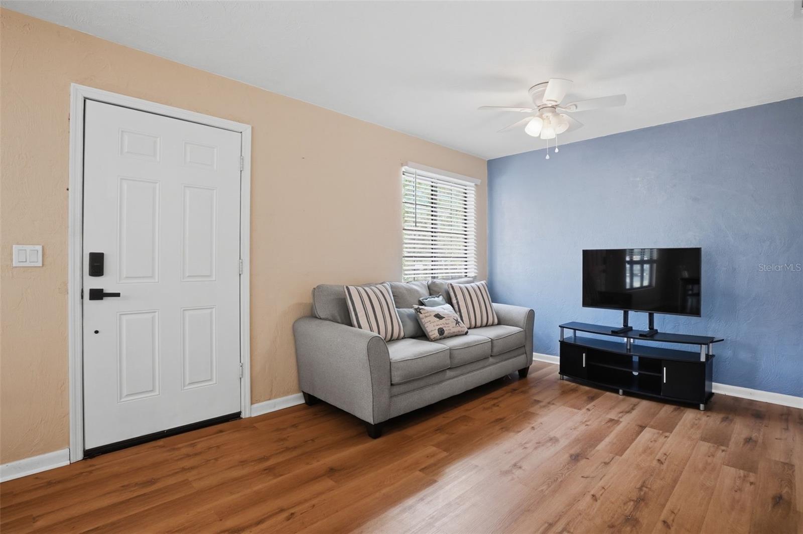 254 OLEANDER PLACE