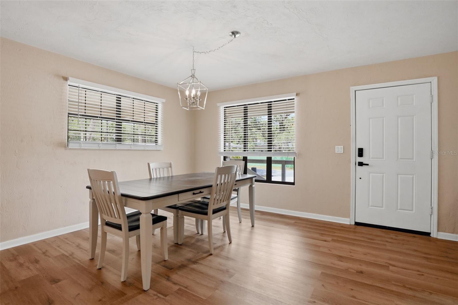 254 OLEANDER PLACE