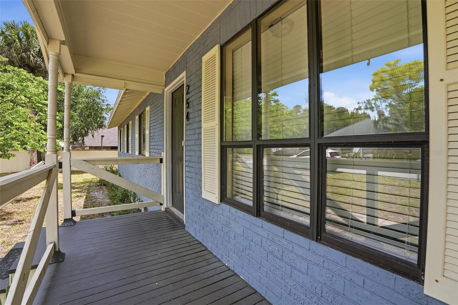 254 OLEANDER PLACE