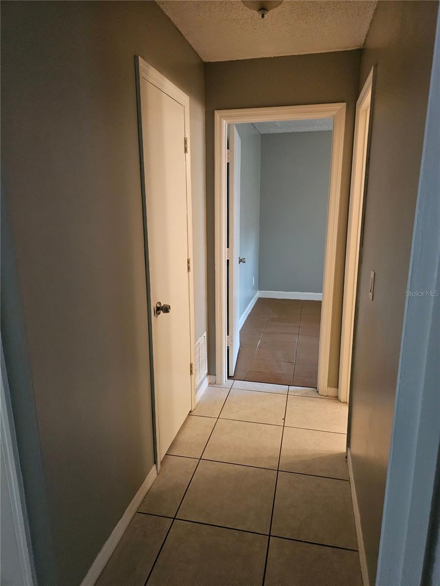 SUTTON RIDGE PH 01 - Residential Lease