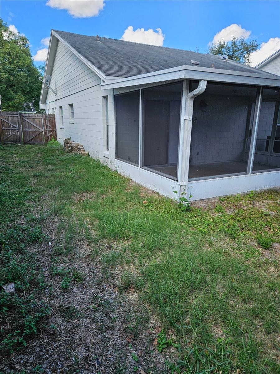 SUTTON RIDGE PH 01 - Residential Lease