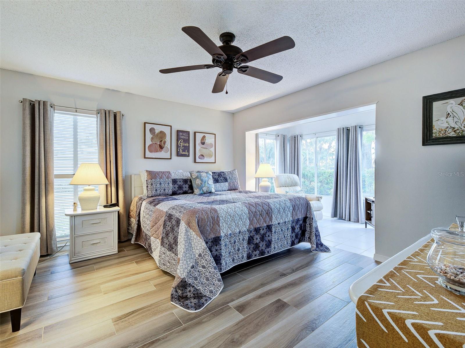 435 CERROMAR LANE 329, VENICE, FL, 34293 3 435 CERROMAR LANE 329
