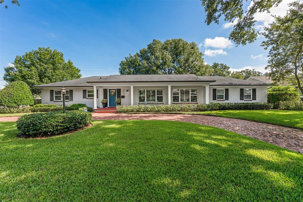 Photo of 1613 Bimini Drive, Orlando, FL 32806 (MLS # O6426911)