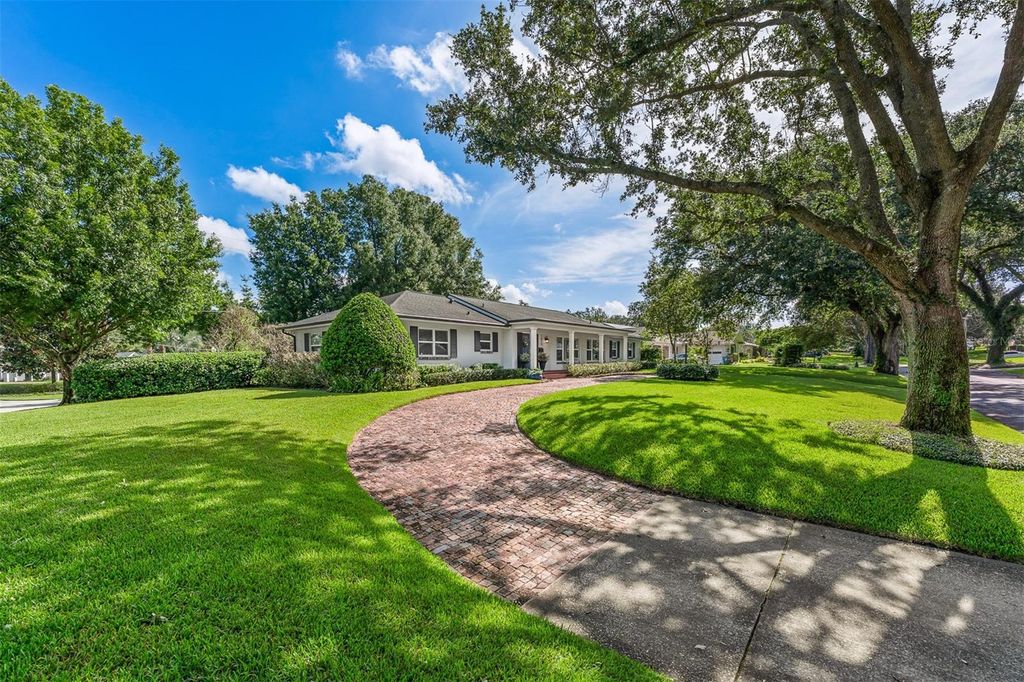 Photo of 1613 Bimini Drive, Orlando, FL 32806 (MLS # O6426911)