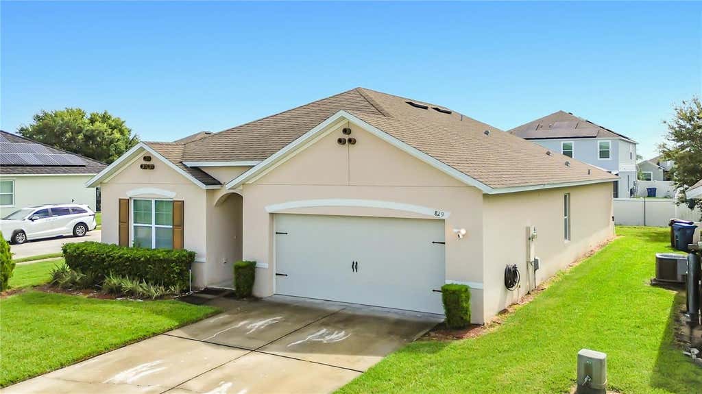 Photo of 829 Sheen Circle, Haines City, FL 33844 (MLS # S5155468)
