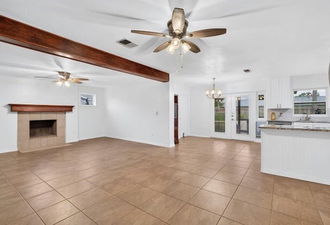 5010 Stolls Avenue, Tampa, FL 33615