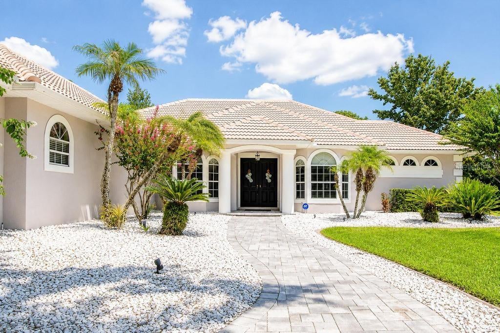Photo of 9606 Camberley Circle, Orlando, FL 32836 (MLS # O6434261)