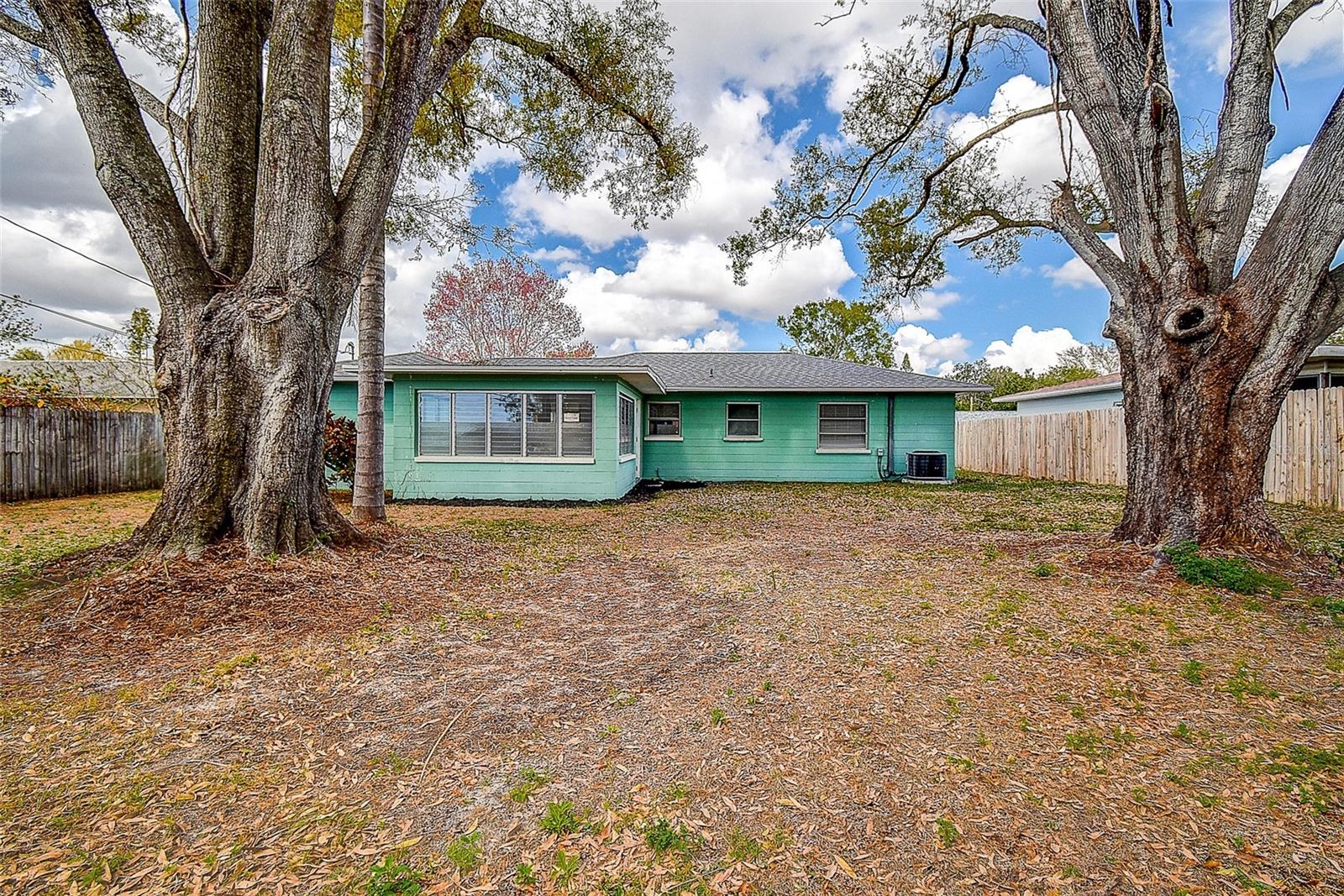 BRENTWOOD HEIGHTS 2ND ADD - Residential