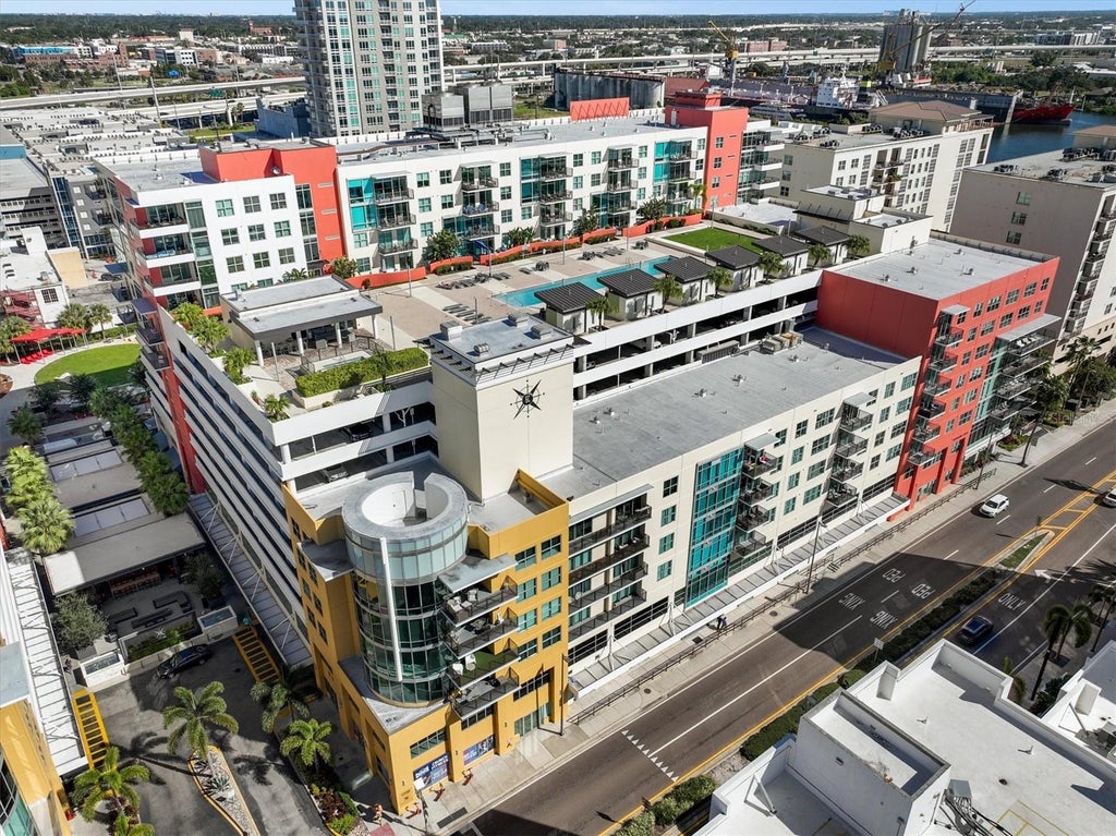 Photo of 1120 E Kennedy Boulevard #1216, Tampa, FL 33602 (MLS # TB8514292)