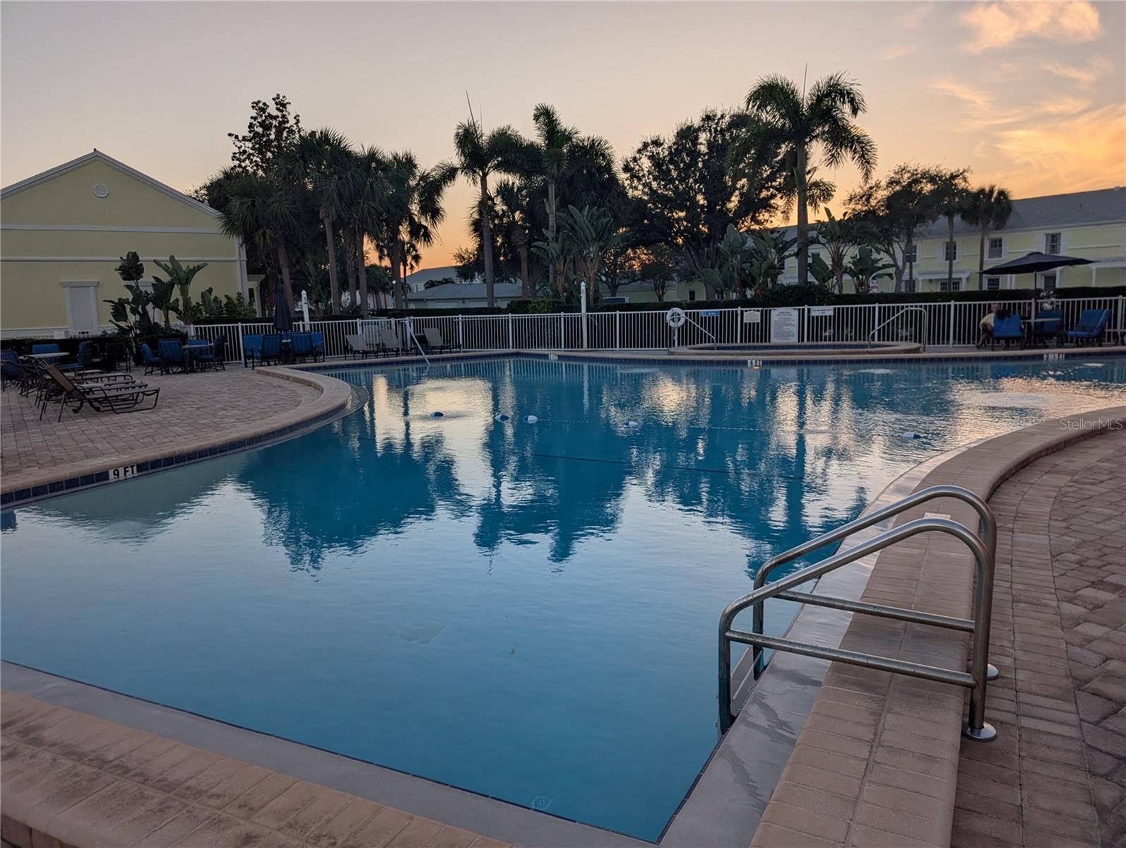 WATERSIDE AT COQUINA KEY SOUTH - Residential