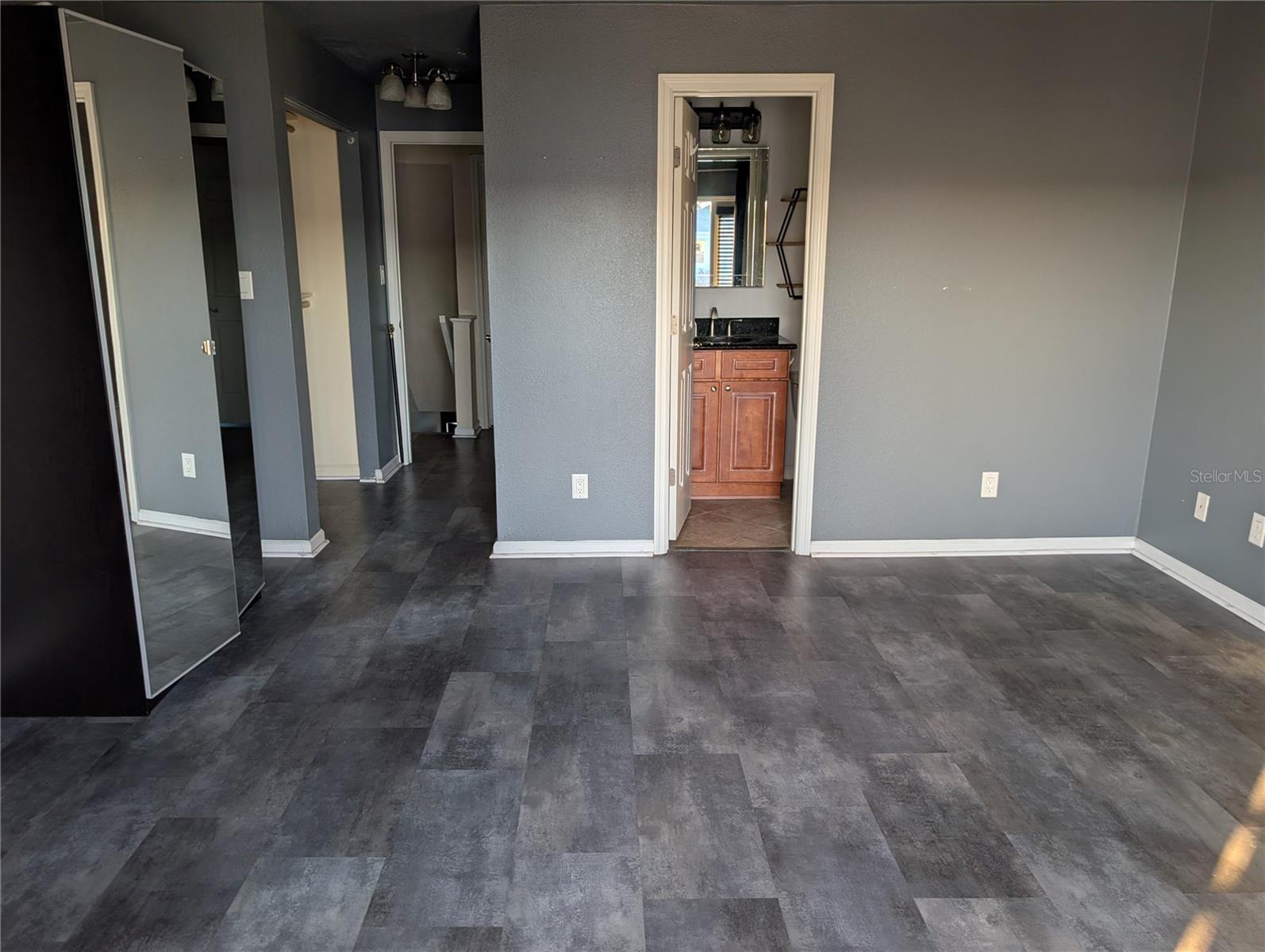 WATERSIDE AT COQUINA KEY SOUTH - Residential