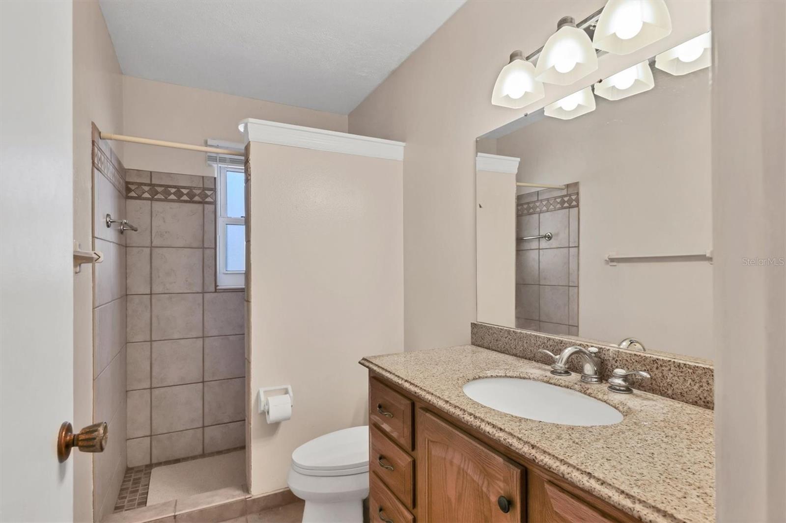 SOUTH VENICE - Residential