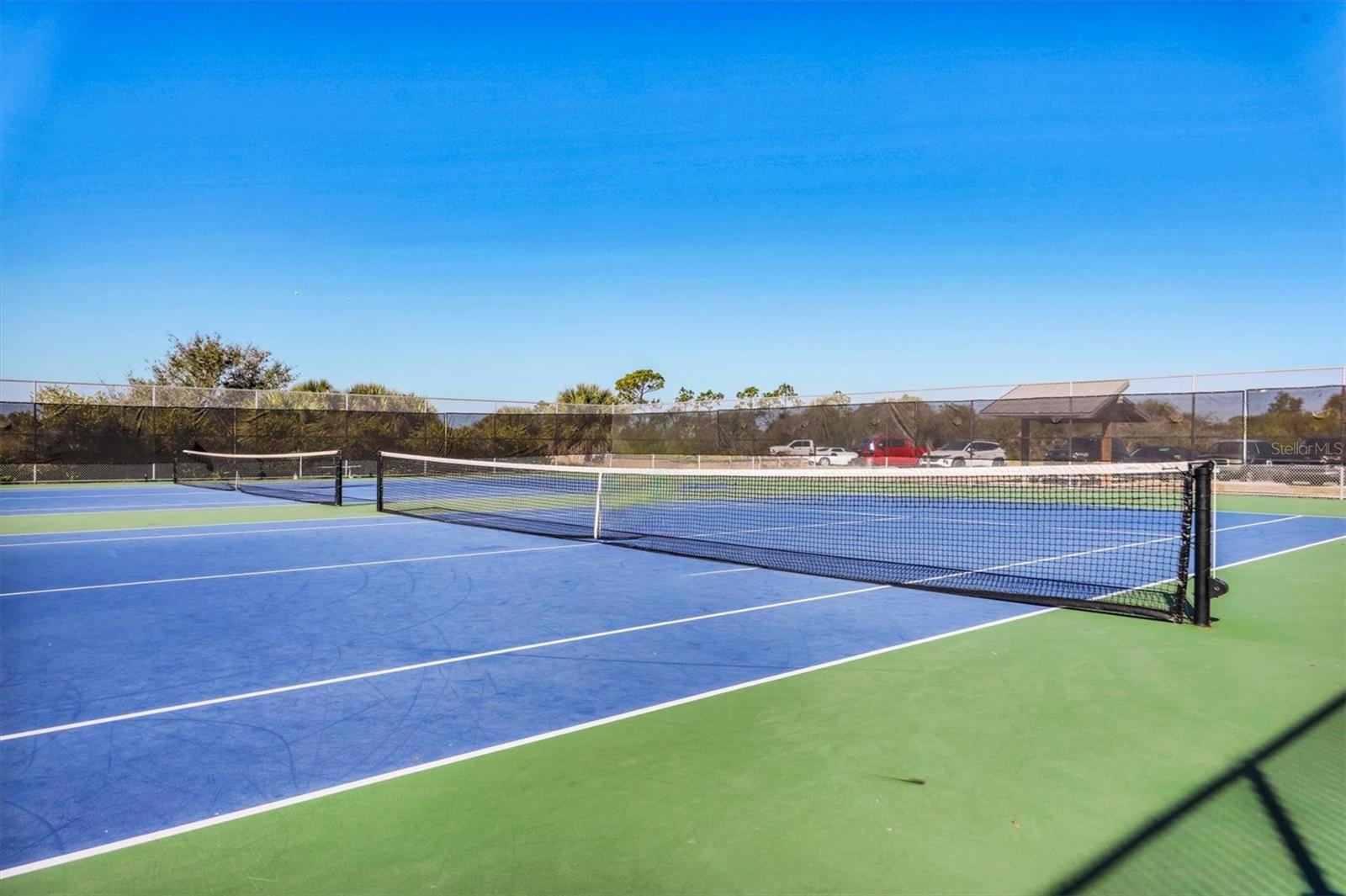 SOUTH VENICE - Residential