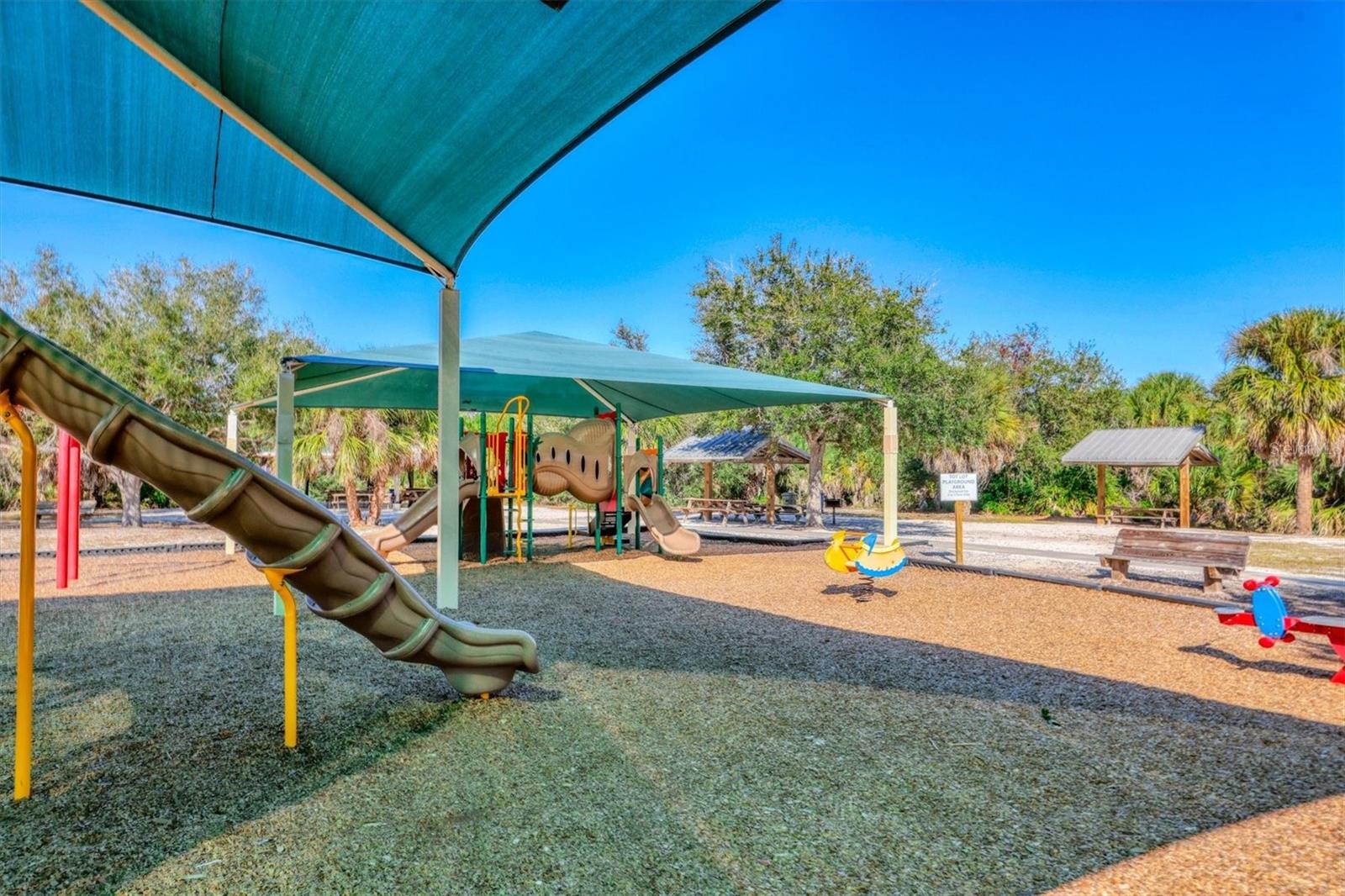 SOUTH VENICE - Residential