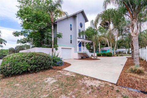 A home in DUNNELLON