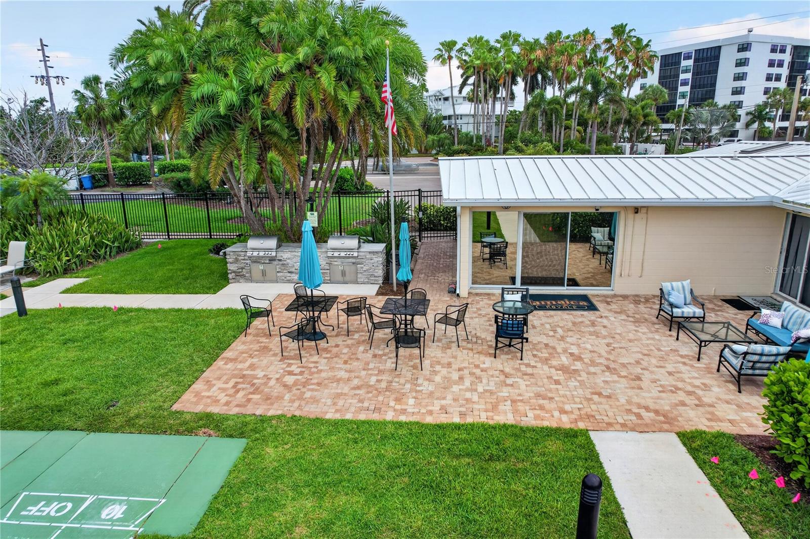 JAMAICA ROYALE - Residential