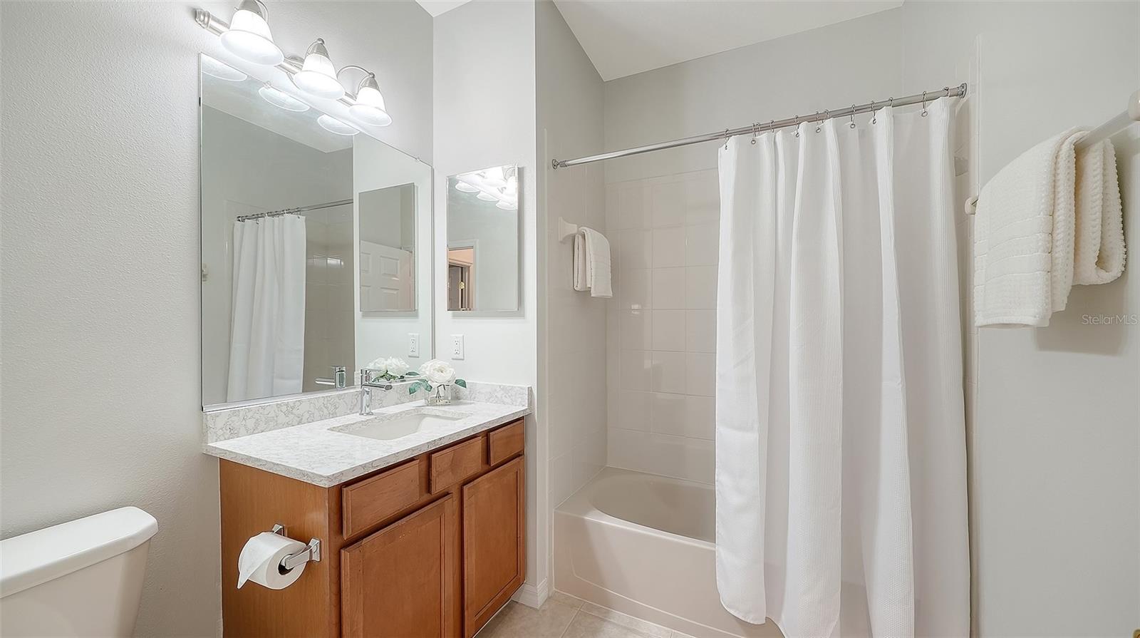 VENETIAN FALLS PH 1 - Residential