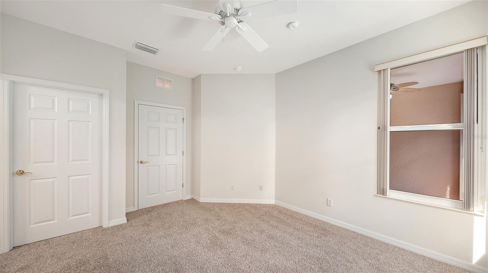 VENETIAN FALLS PH 1 - Residential