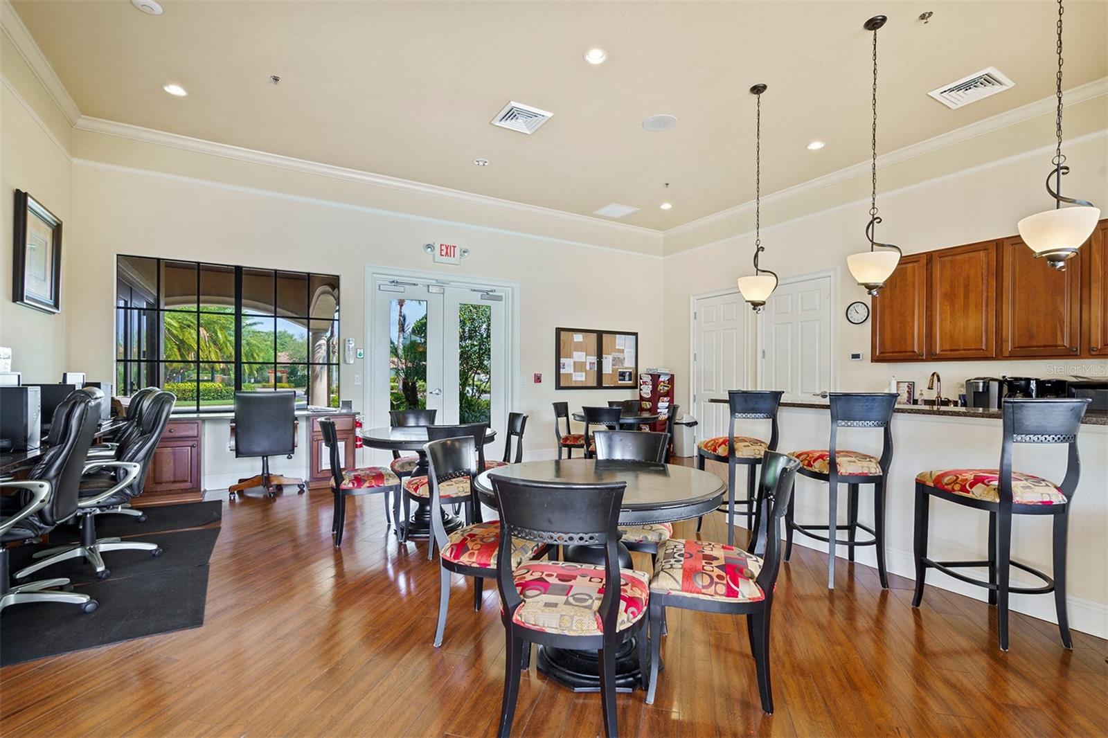 VENETIAN FALLS PH 1 - Residential
