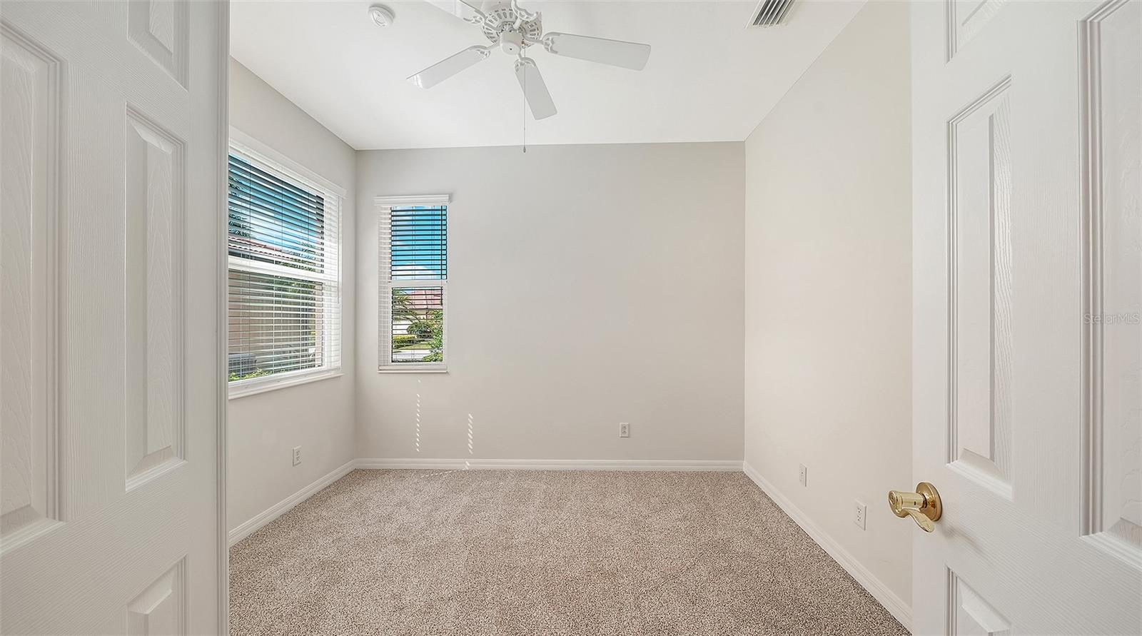 VENETIAN FALLS PH 1 - Residential