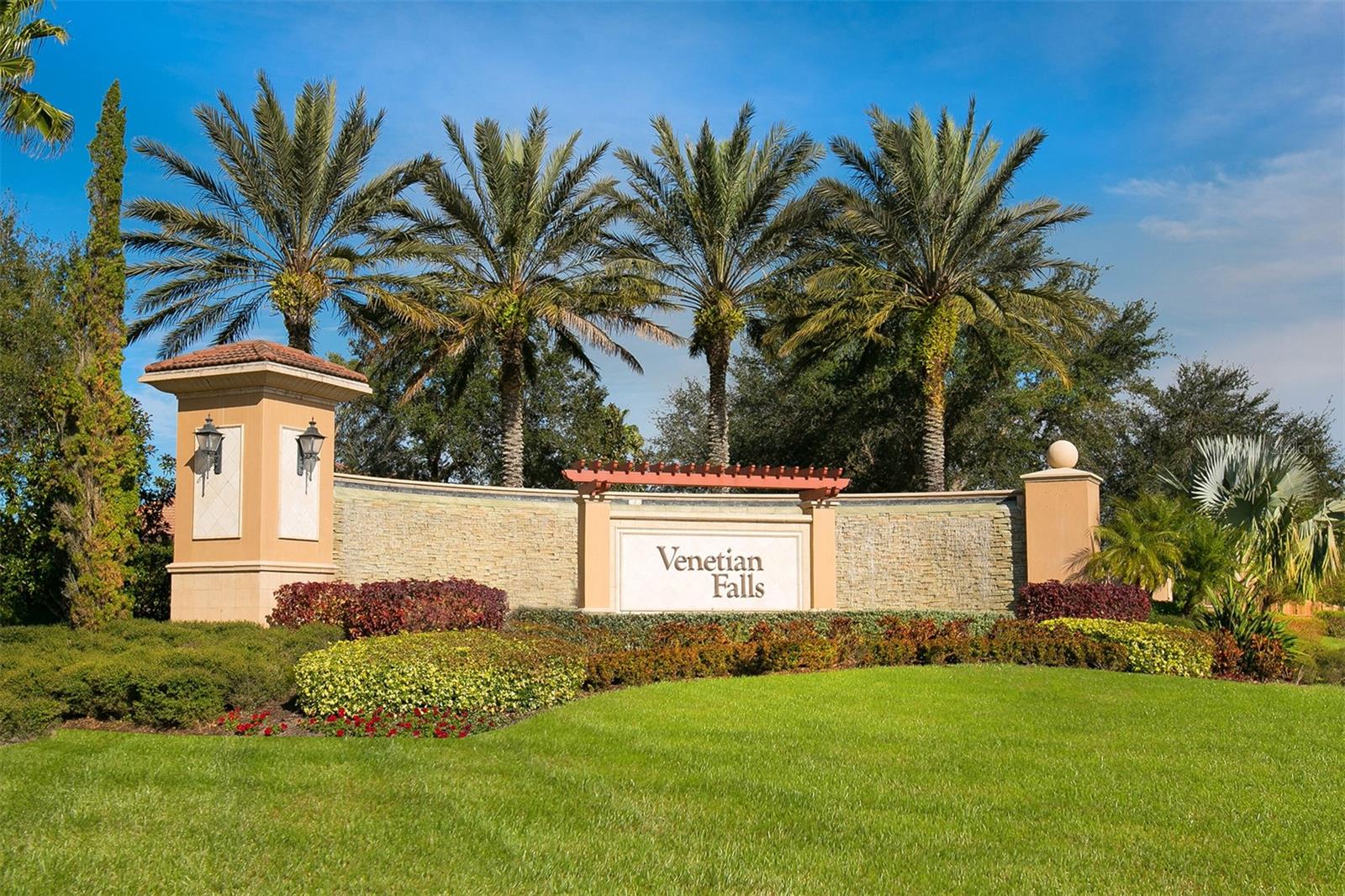 VENETIAN FALLS PH 1 - Residential