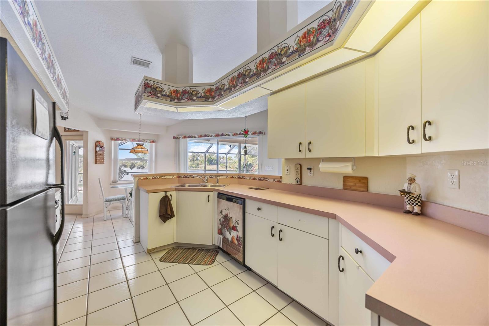 ROTONDA WEST BROADMOOR - Residential