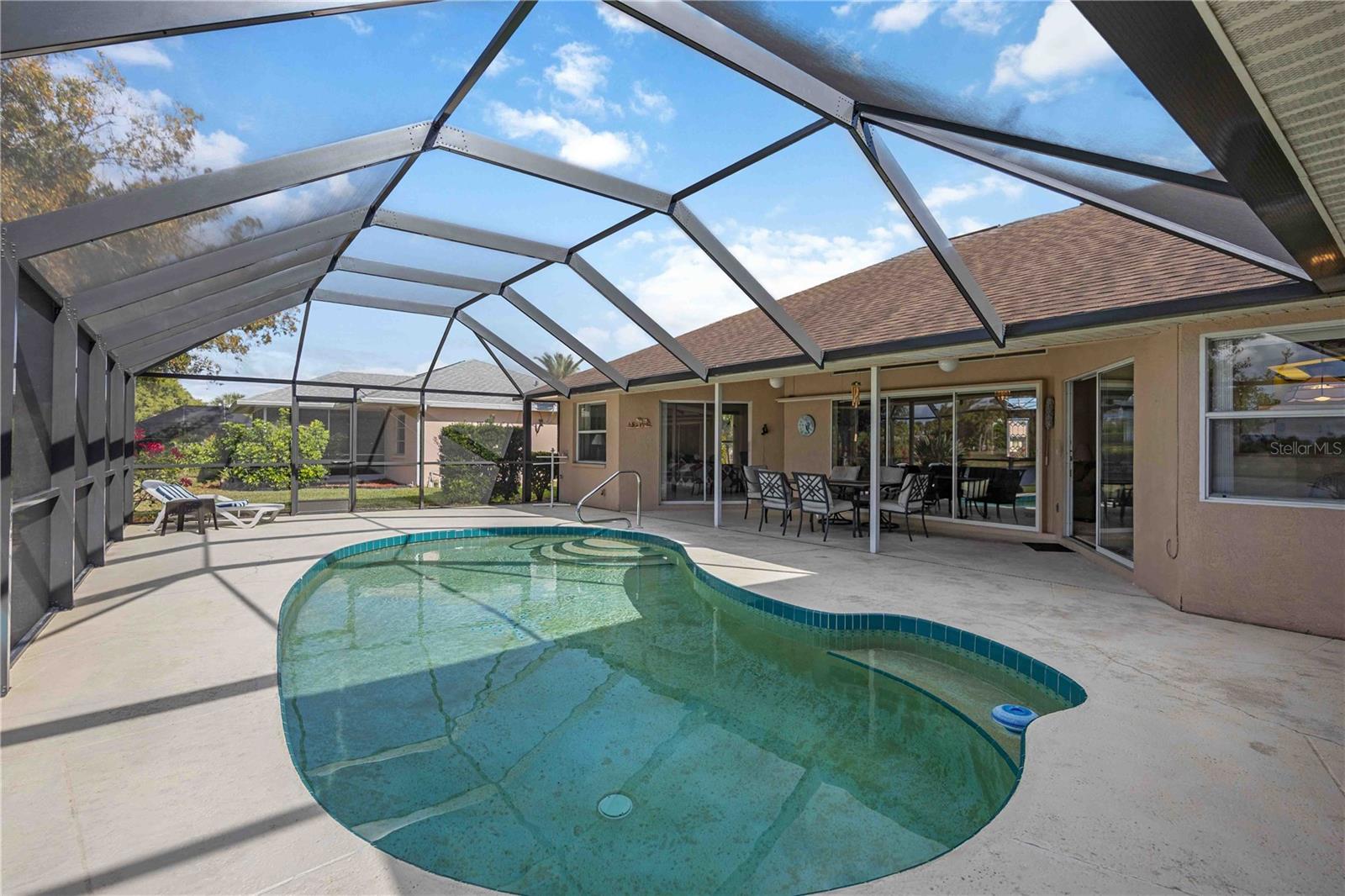 ROTONDA WEST BROADMOOR - Residential