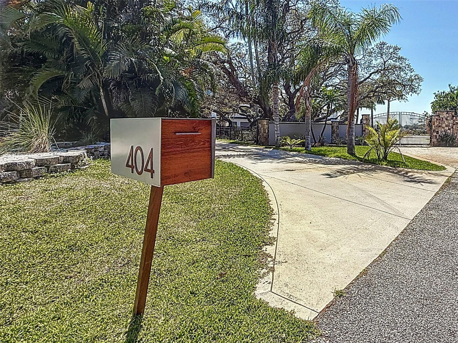 404 HILLSBOROUGH STREET