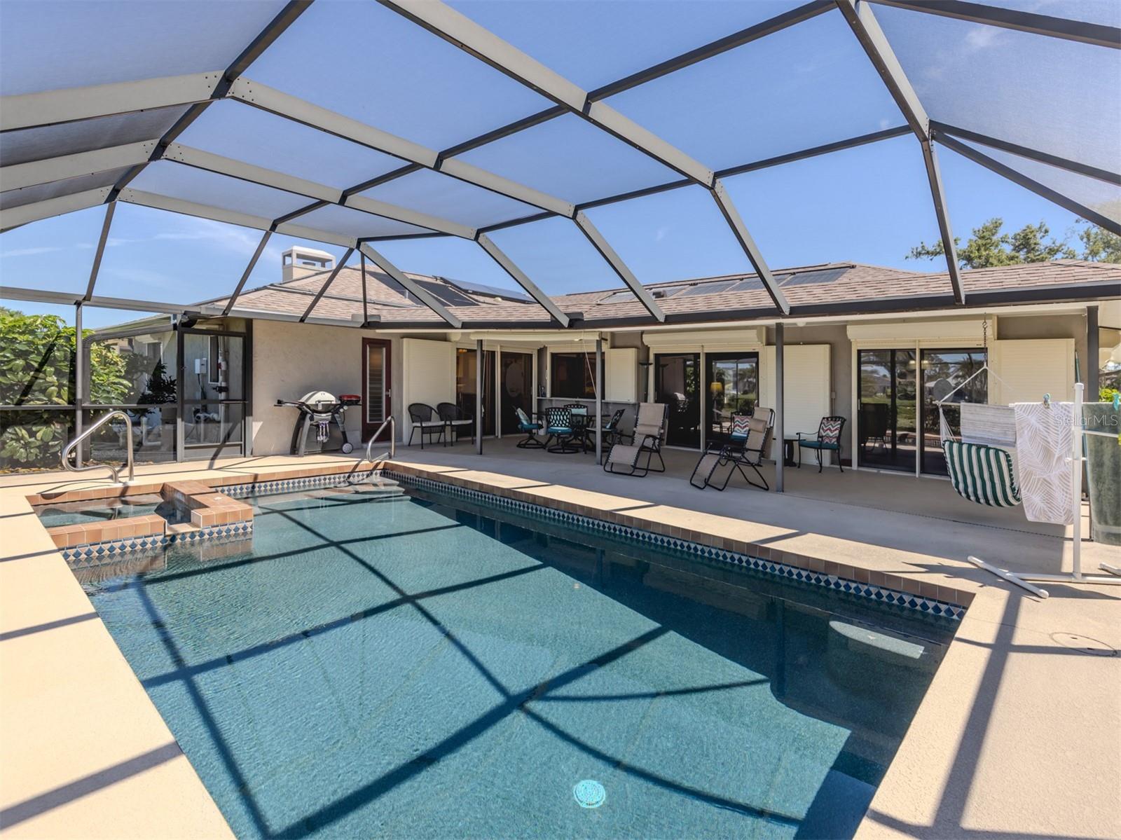 1229 WATERSIDE LANE