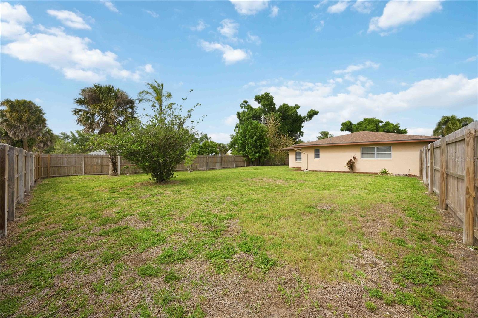 SOUTH VENICE UN 57 - Residential