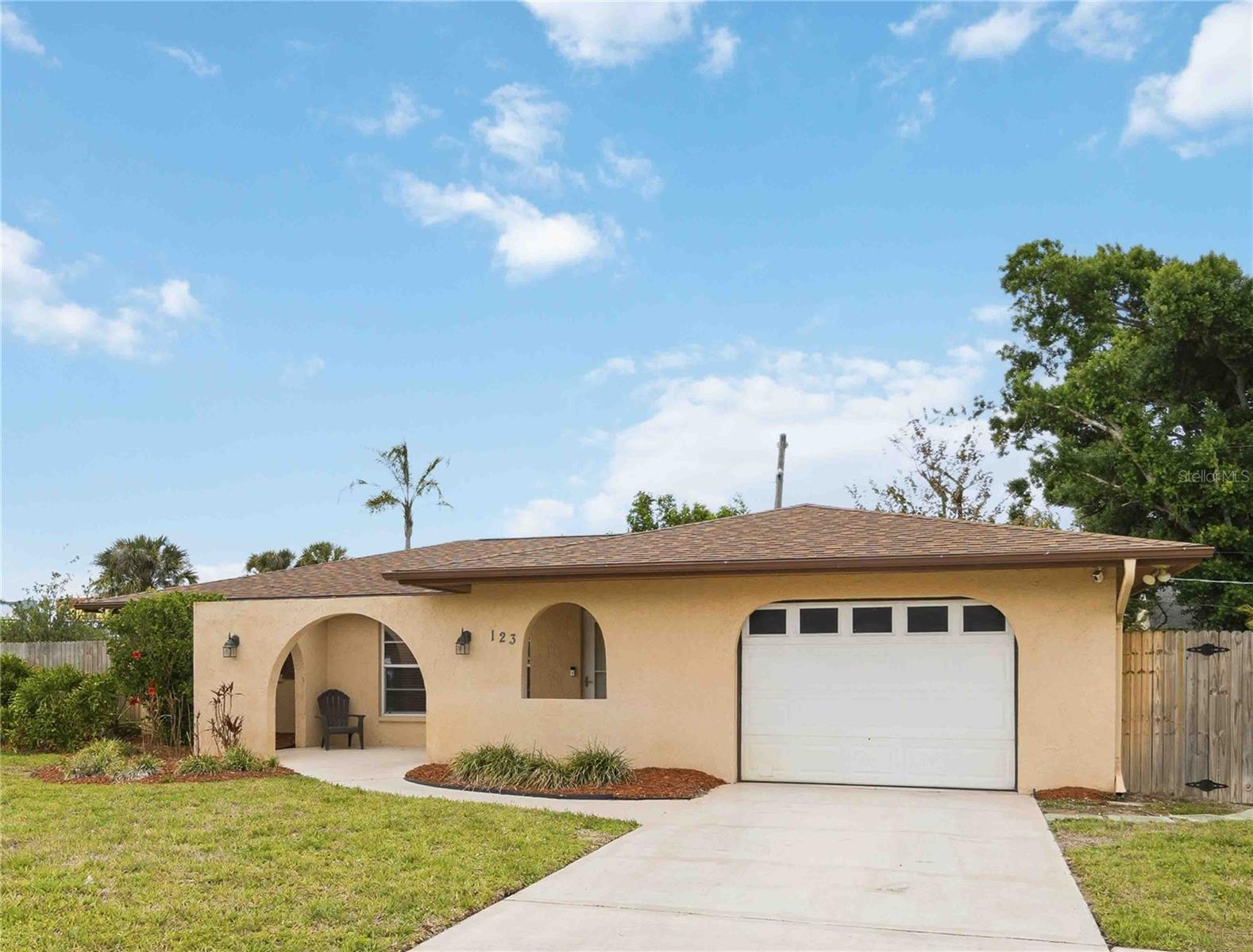 SOUTH VENICE UN 57 - Residential